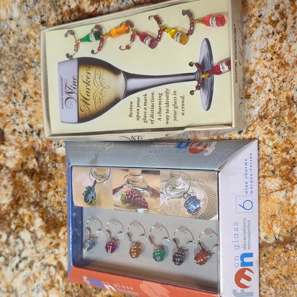 ❤️ 2 for $15 ❤️ NWT - Two Sets of Wine Charms / Markers - Picture 2 of 7